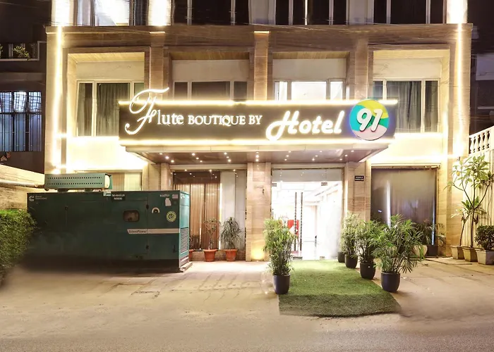 Flute Boutique By 91Airport Hotel